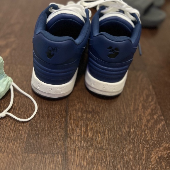 OFF-WHITE Out Of Office "OOO" Low Tops Dark Blue White - Picture 3 of 7